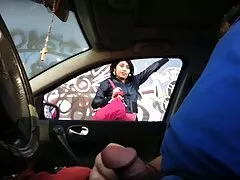 De man nam porno hrad de amateur als med met zijn vriendin op om een wandeling te maken.