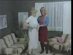 Een video hardcore gay strenge dame maakte misbruik van de jeugd.