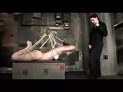 Jonge brunette prostituees werden het yourporn hard karakter van twee mysterieuze rijke
